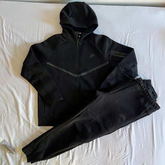 Nike Tech Fleece Black Sweat Set – Hoodie & Joggers (Men’s) – NWT - Picture 1 of 4